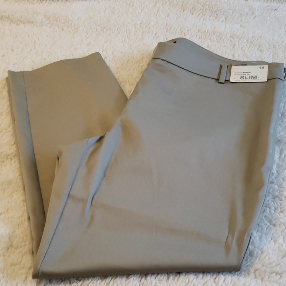 NWT New York & Company Ankle Pants
